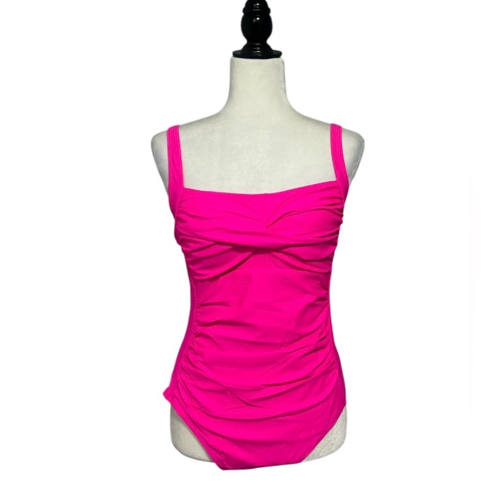 🆕 Pink Ruched One Piece Swimsuit